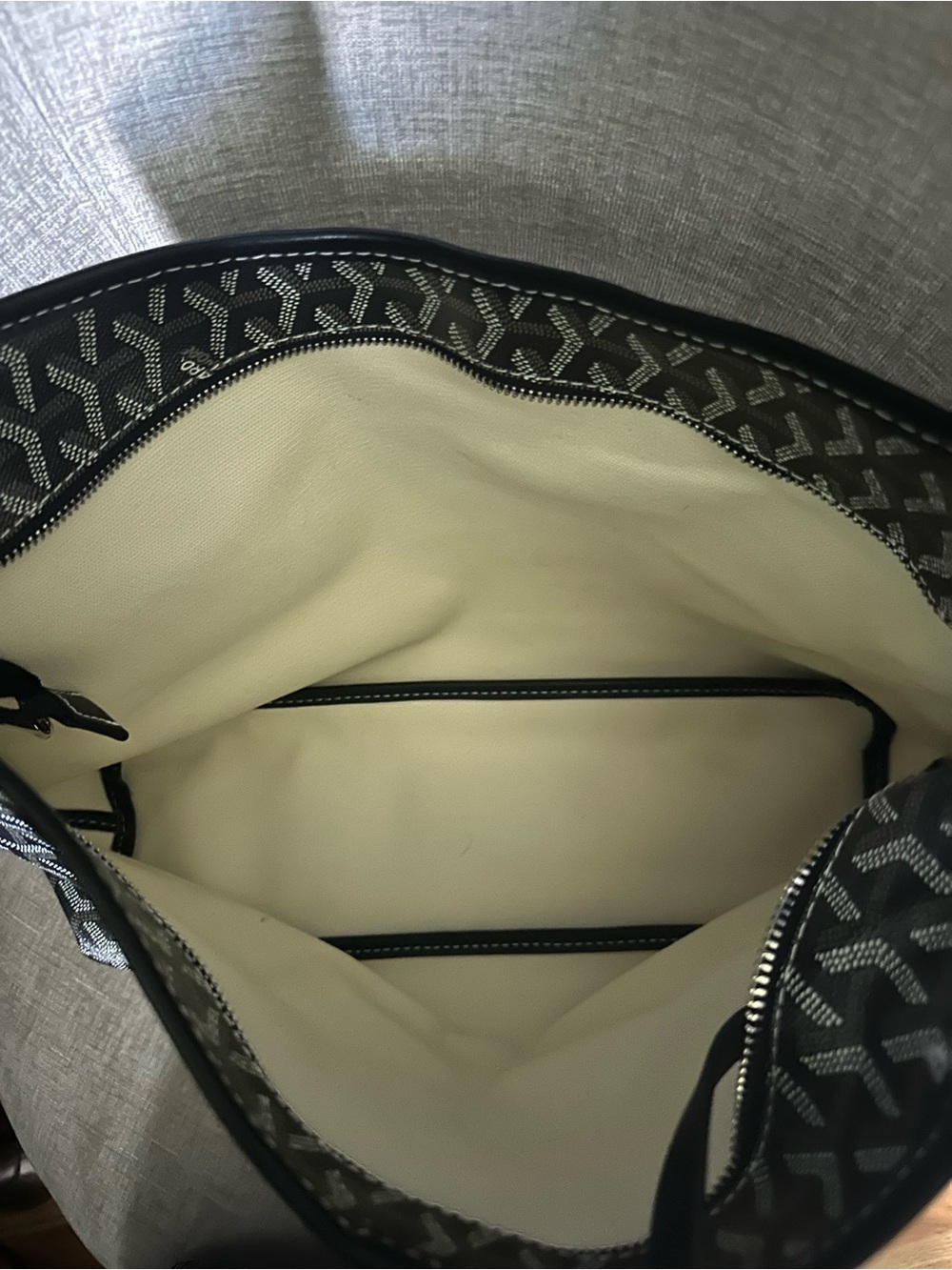 Black Patterned Hobo Bag with Matching Pouch - Picture 6 of 10